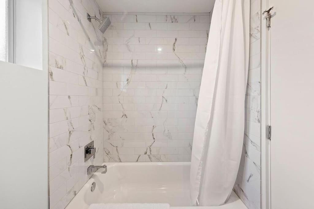 Апартаменты Efficient Design Concept - Walk Roosevelt Row. Феникс Экстерьер фото